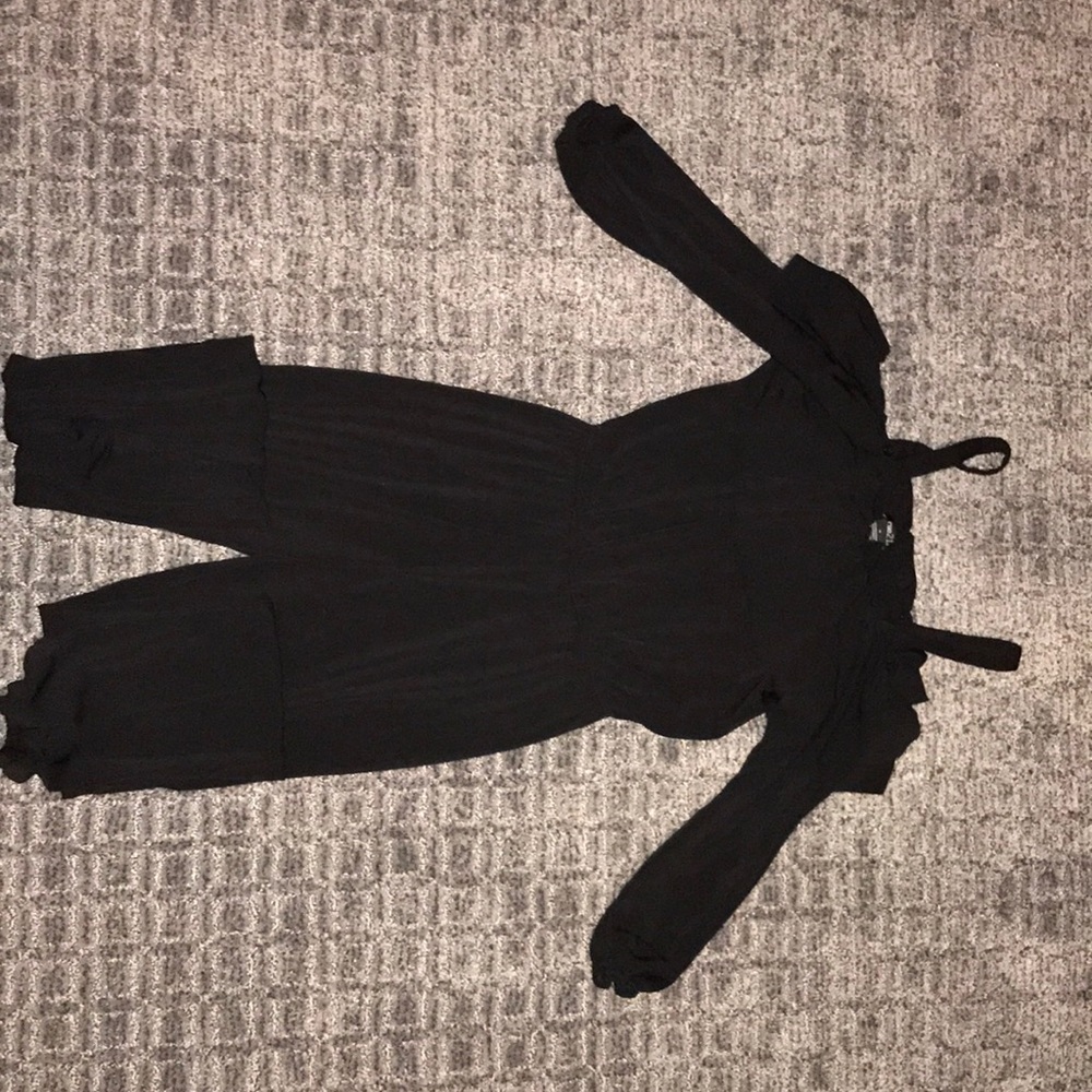 Rue 21 Black Jumper